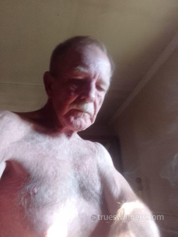 Neilwinn swinger picture