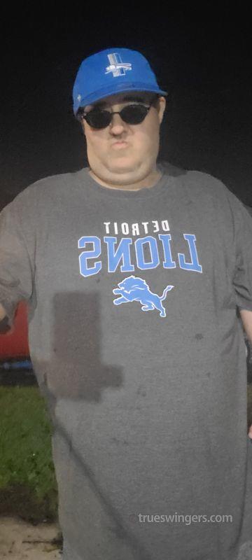 lover_mi8489_28392 swinger picture