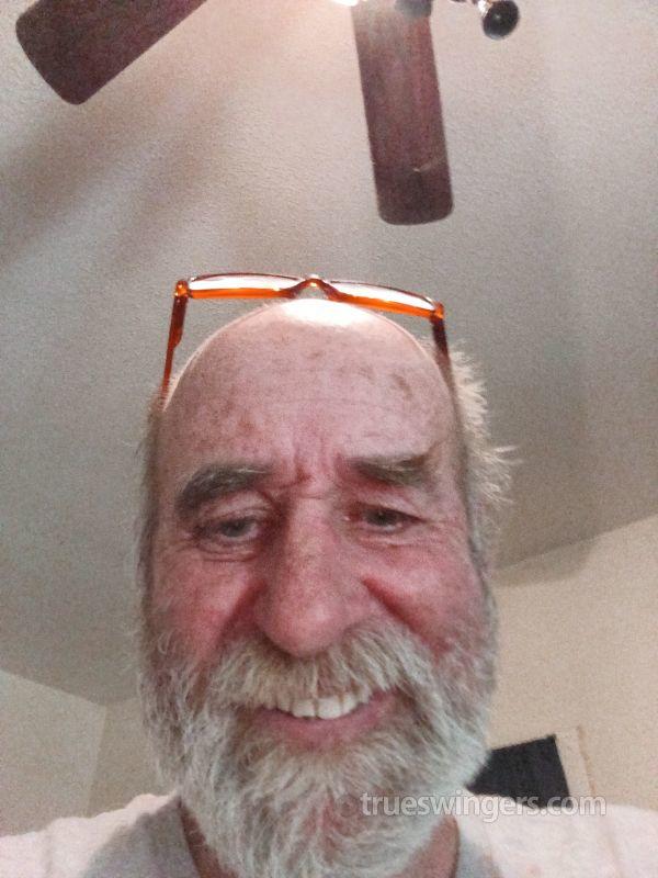 swinger_qw5874 swinger picture