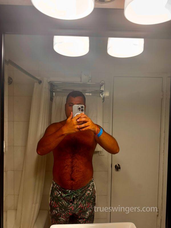 Ukrainian_Nudist_95 swinger picture