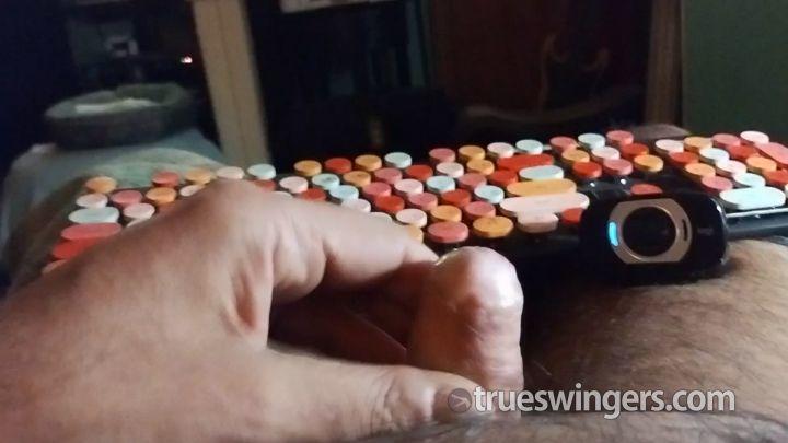 player_gc9036 swinger video