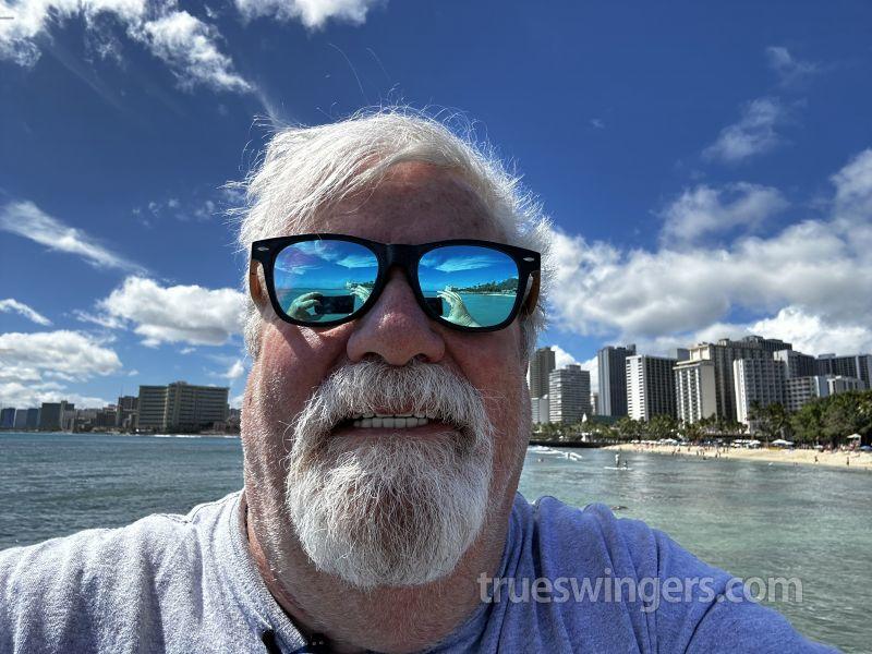 Parrothead365 swinger picture