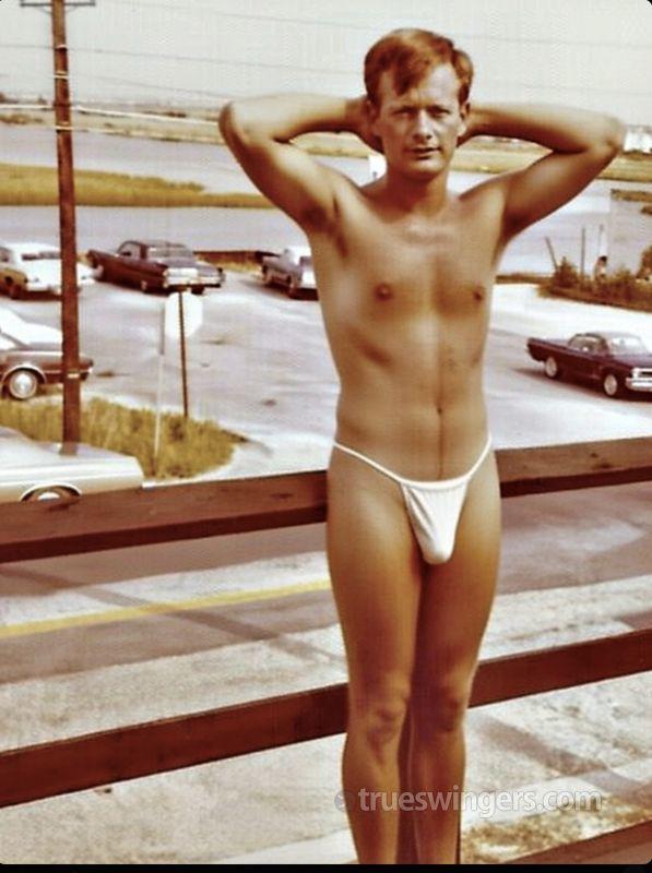 mkauff4656 swinger picture