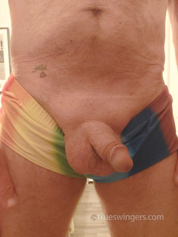 BiCurious70 swinger picture