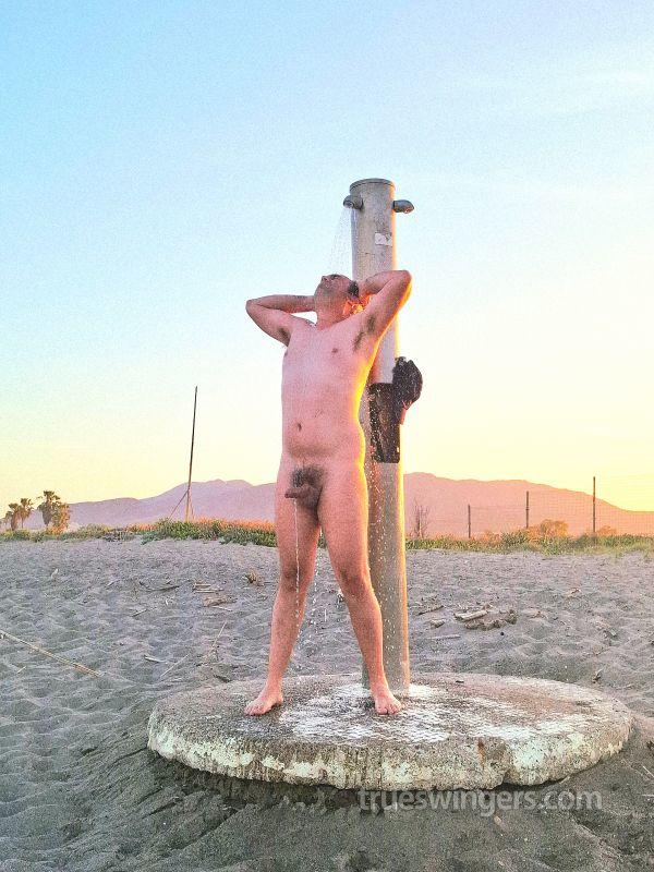 Nudista15 swinger picture