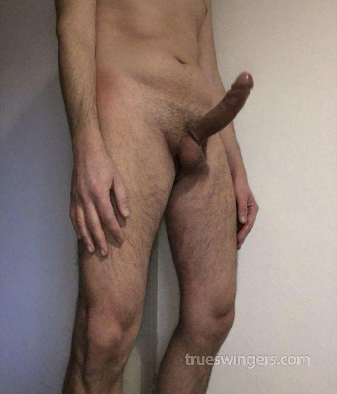 NudoItaly swinger picture