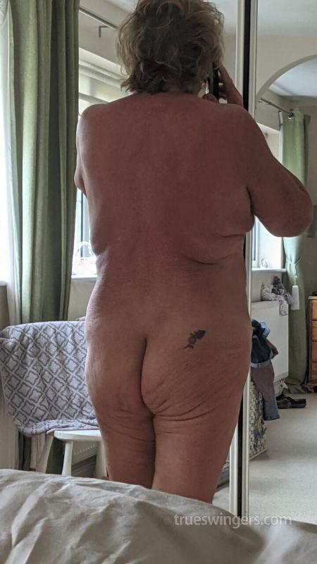 lover_mi8489_28392 swinger picture