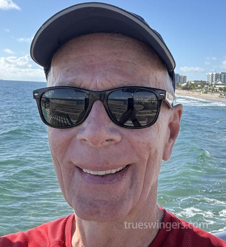 mike2468 swinger picture